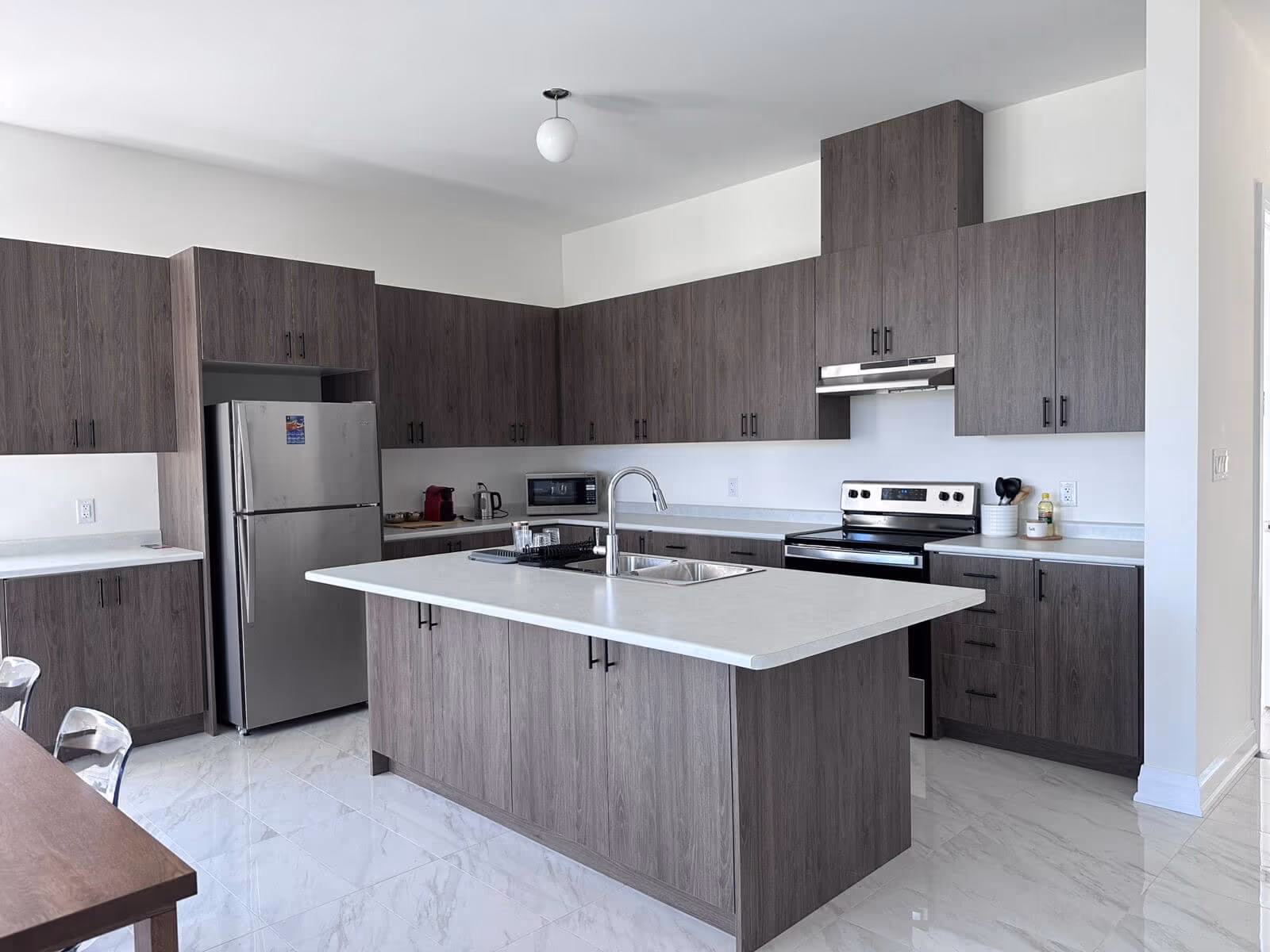 A freshly cleaned home by Zen Zone